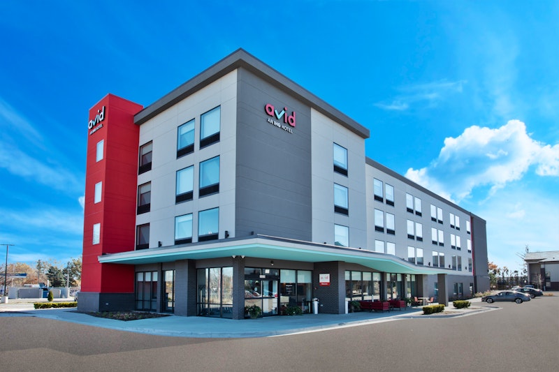 avid Hotels Detroit – Warren