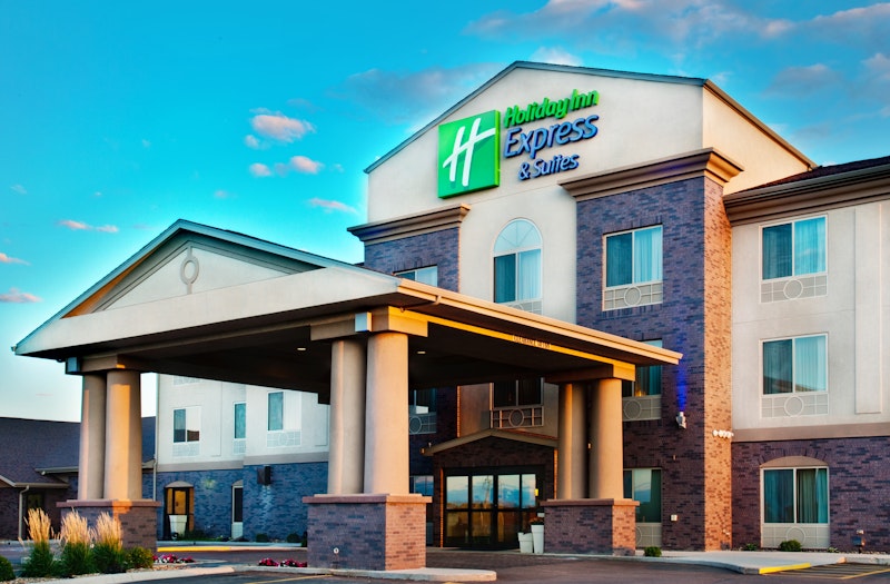 HOLIDAY INN EXP STES SHELDON