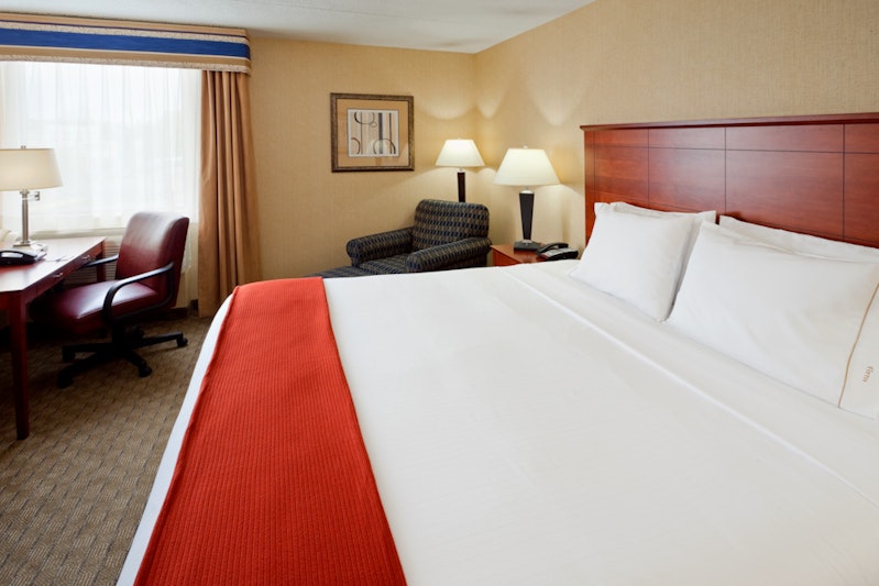 HOLIDAY INN EXPRESS RAMSEY