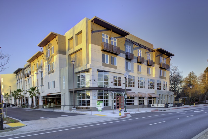 Holiday Inn Windsor – Wine Country