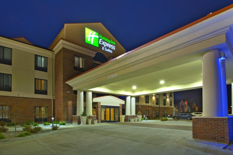 Holiday Inn Express and Suites Springfield – Dayton Area