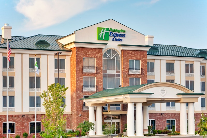 HOLIDAY INN EXP STES MILLINGTO