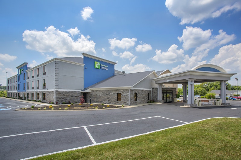 HOLIDAY INN EXPRESS BEREA