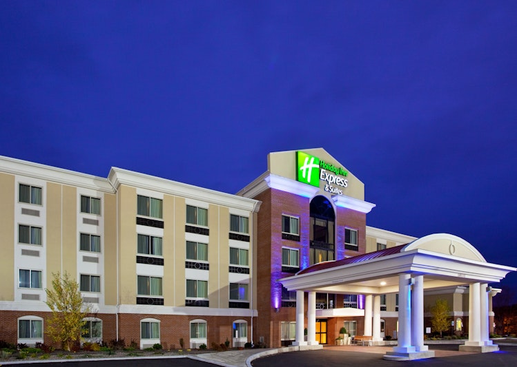 HOLIDAY INN EXP STES NIAGARA