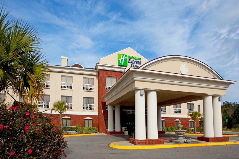HOLIDAY INN EXP STES QUINCY