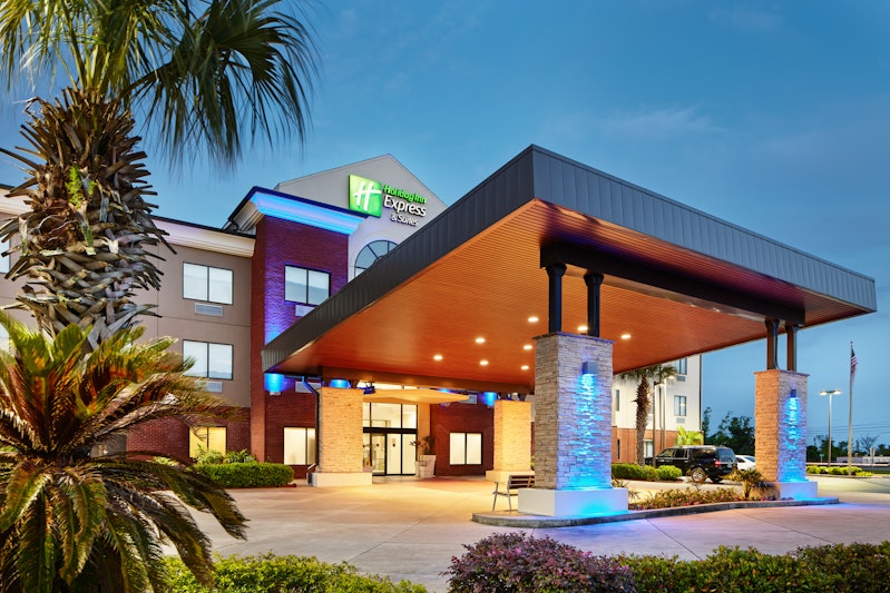 HOLIDAY INN EXP STES TYNDALL