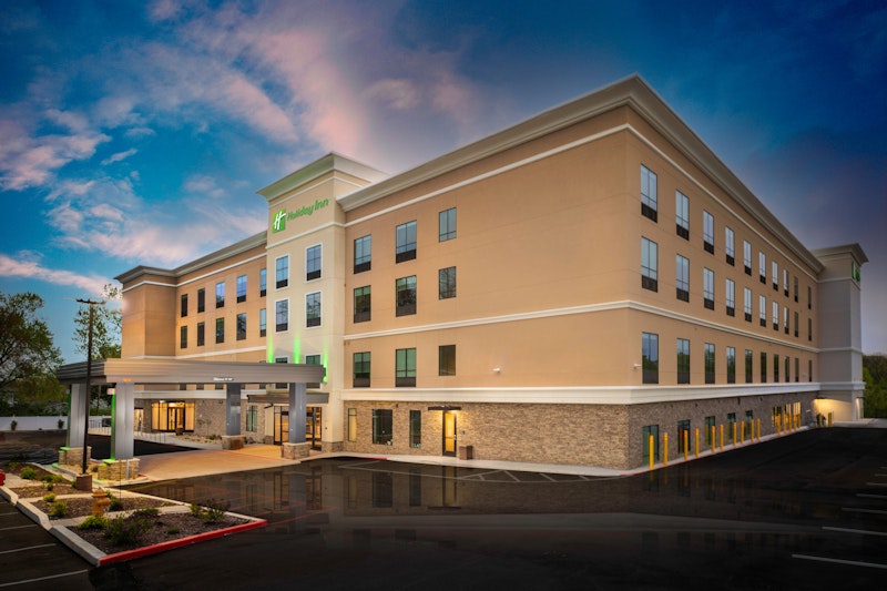 Holiday Inn St. Louis – Creve Coeur