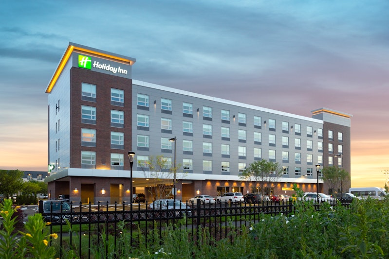 Holiday Inn Boston Logan Airport – Chelsea