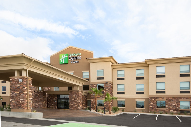Holiday Inn Express and Suites Pahrump
