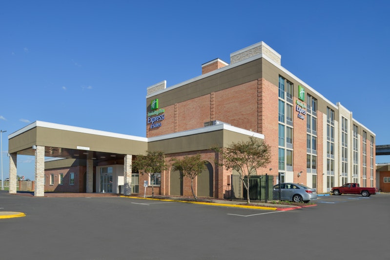 Holiday Inn Express and Suites Shreveport – Downtown