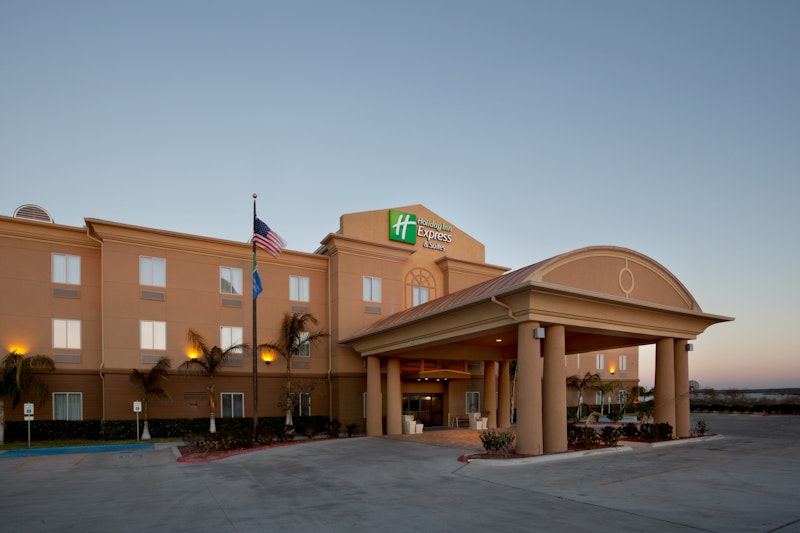 HOLIDAY INN EXP STES ZAPATA