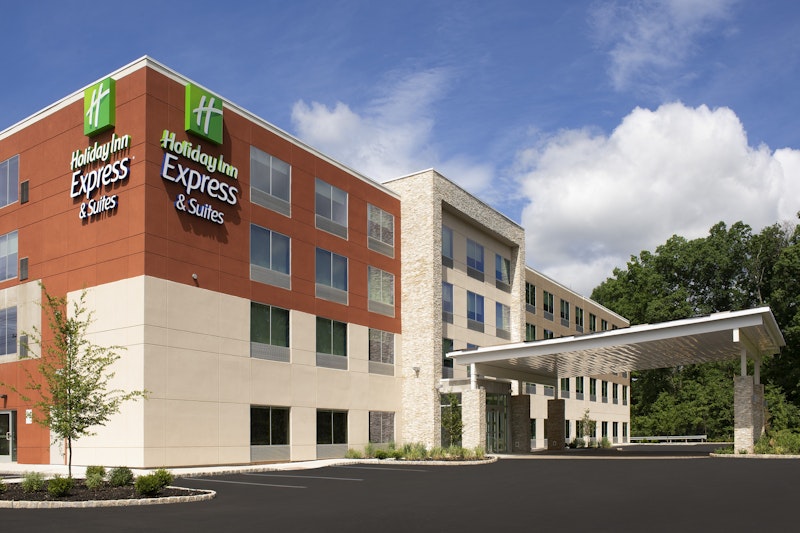 Holiday Inn Express and Suites Kingsland I-95-Naval Base Area