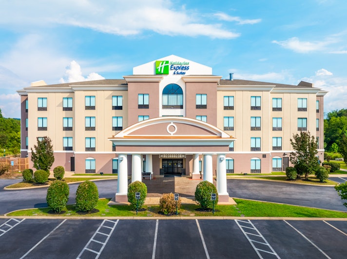 HOLIDAY INN EXP STES NEWPORT S