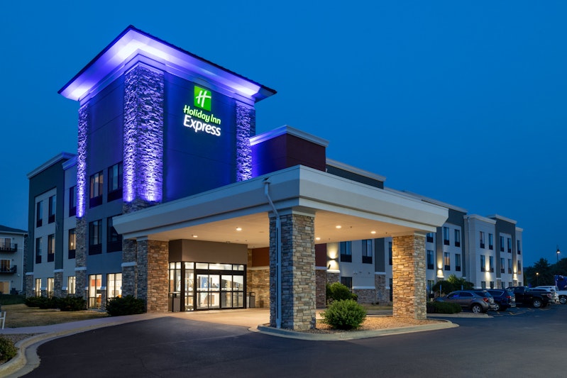 Holiday Inn Express Rochester South – Mayo Area