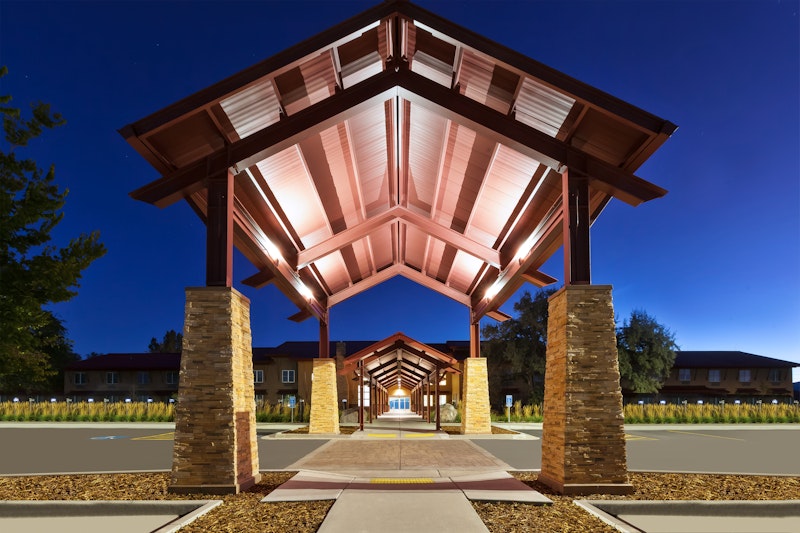Holiday Inn Express – Military Desert Lodge