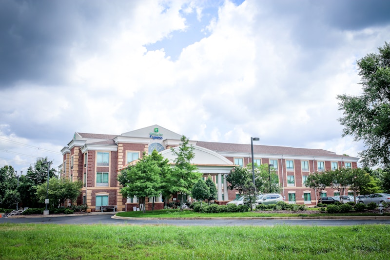 HOLIDAY INN EXP STES GERMANTWN