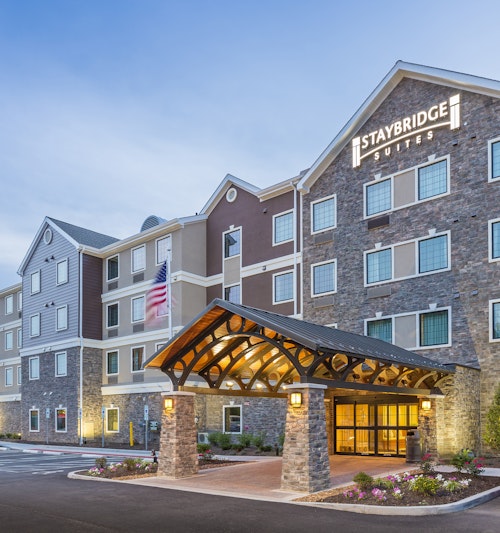 Staybridge Suites Canton