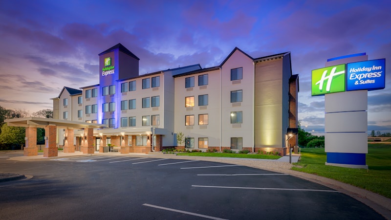 HOLIDAY INN EXPSTE COON RAPIDS