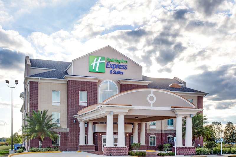 Holiday Inn Express Hotel & Suites RACELAND – HIGHWAY 90