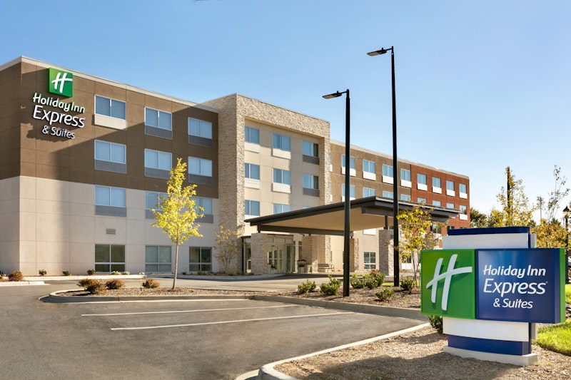Holiday Inn Express and Suites Salisbury