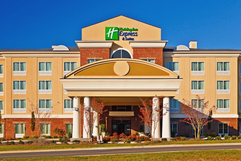 HOLIDAY INN EXP STES OOLTEWAH