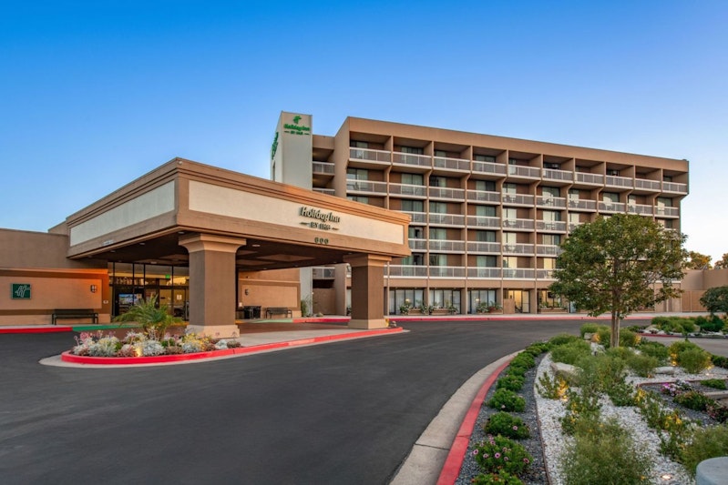 Holiday Inn Oxnard – Ventura
