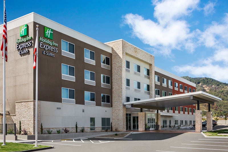 Holiday Inn Express and Suites Ukiah