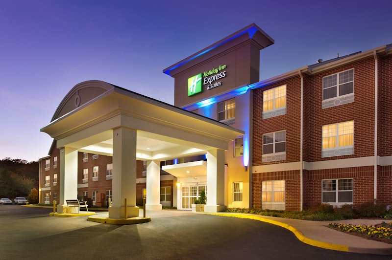 Holiday Inn Express and Suites Manassas
