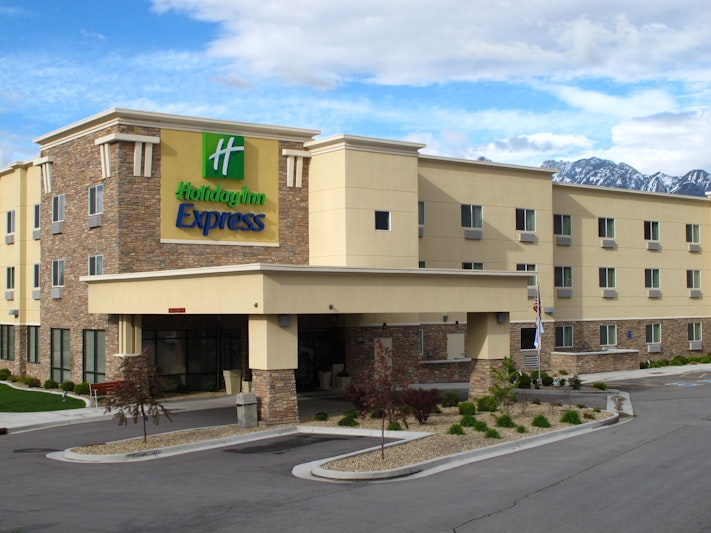HOLIDAY INN EXPRESS MIDVALE