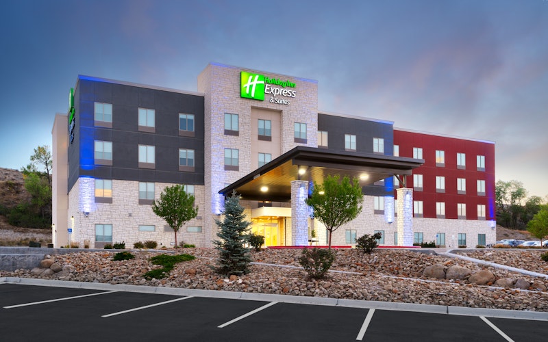 Holiday Inn Express and Suites Price