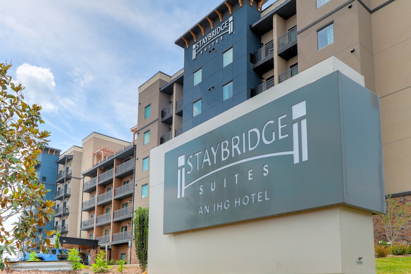 Staybridge Suites Pigeon Forge – Smoky Mtns