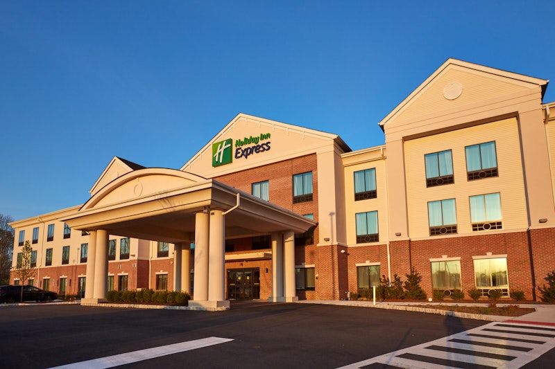 Holiday Inn Express Bordentown – Trenton South