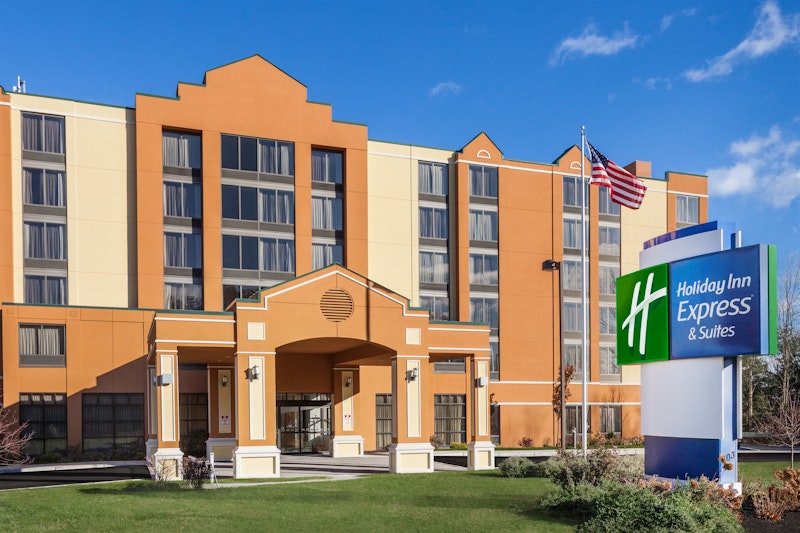 SABLE OAKS SUITES