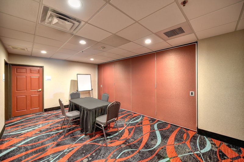 HOLIDAY INN EXP STES MANTECA