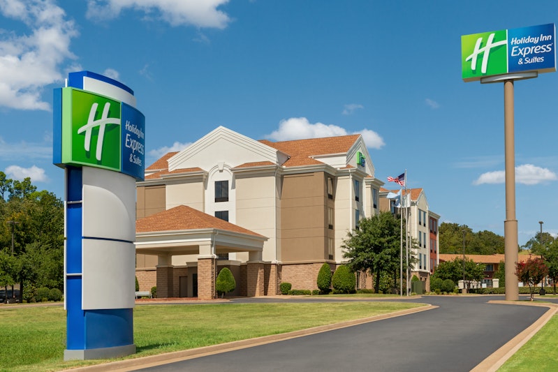 HOLIDAY INN EXP STES MCALESTER