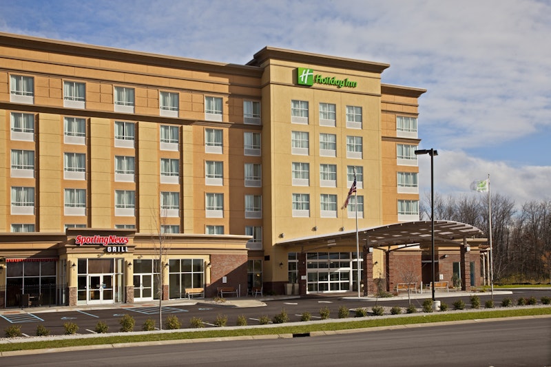HOLIDAY INN AIRPORT SOUTH