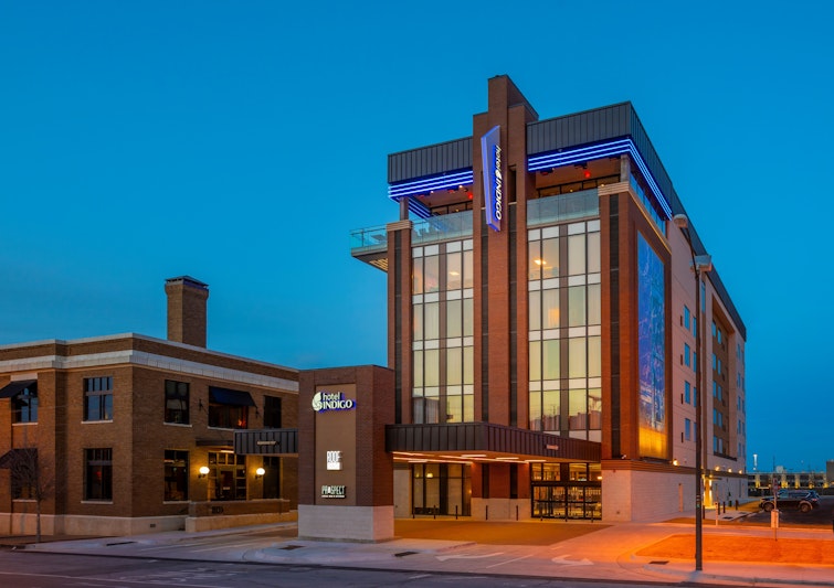 Hotel Indigo Tulsa DWTN-Entertainment Area