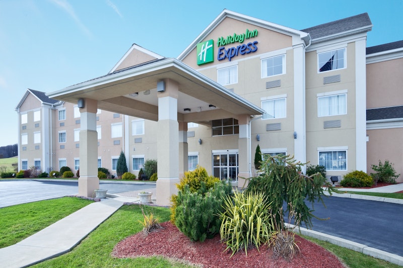 HOLIDAY INN EXP STES GIBSON
