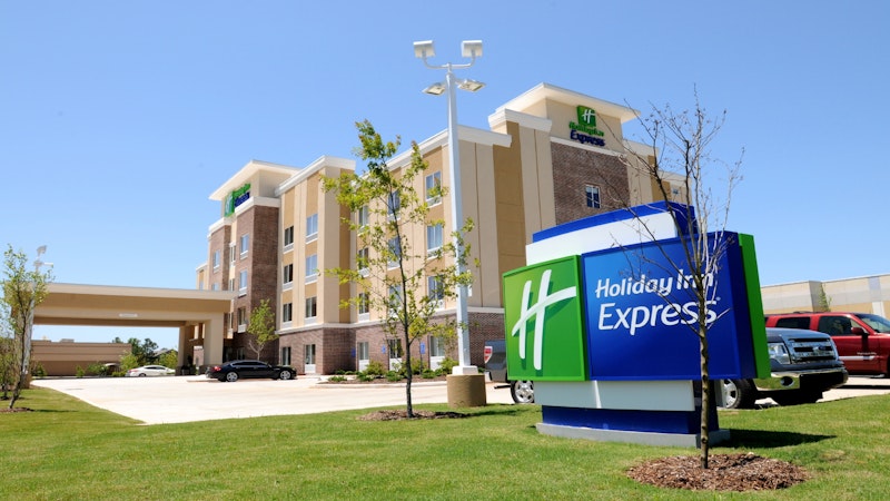 Holiday Inn Express Covington-Madisonville