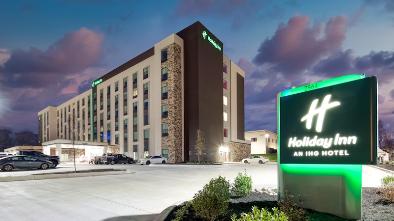 Holiday Inn Nashville Airport