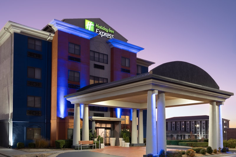 HOLIDAY INN EXP STES MIDWEST