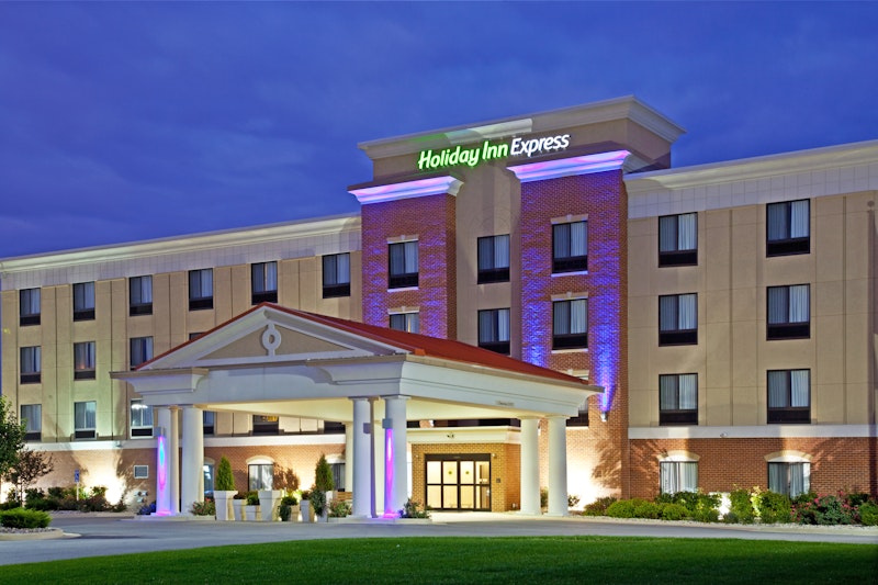 HOLIDAY INN EXP BEECH GROVE