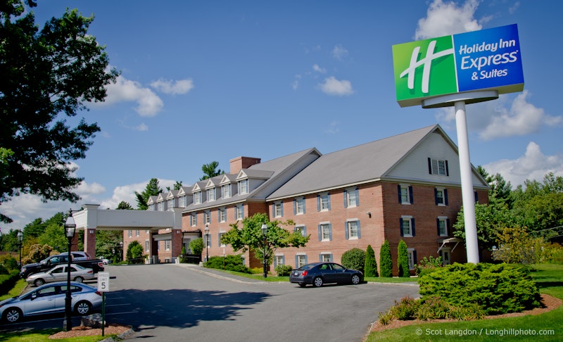 Holiday Inn Express and Suites Merrimack