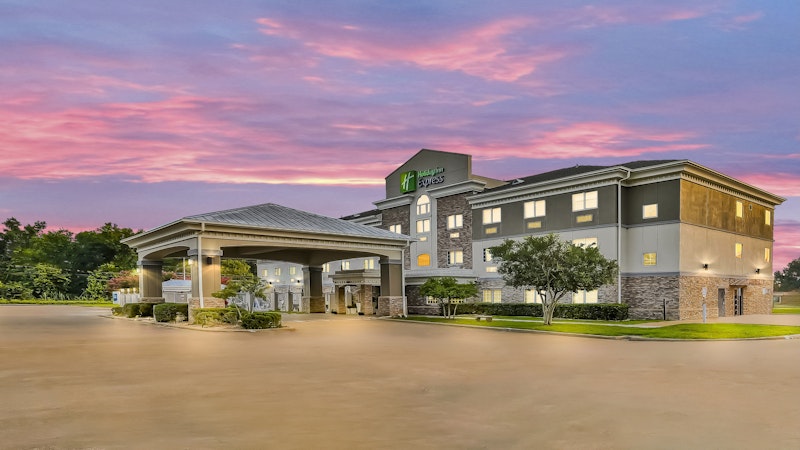 HOLIDAY INN EXPRESS PALESTINE