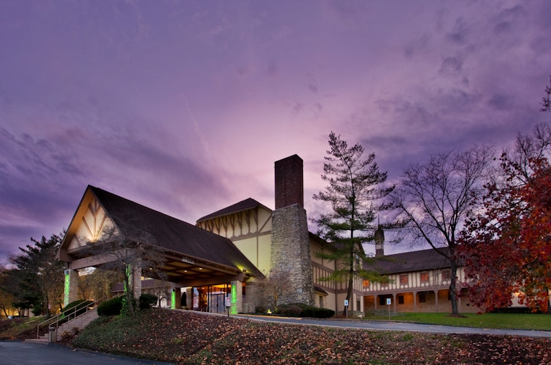 HOLIDAY INN SIX FLAGS EUREKA