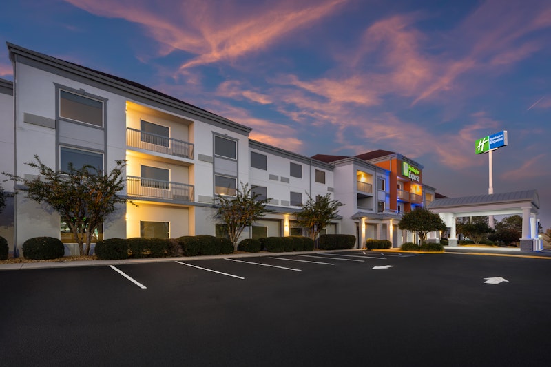 Holiday Inn Express TIFTON