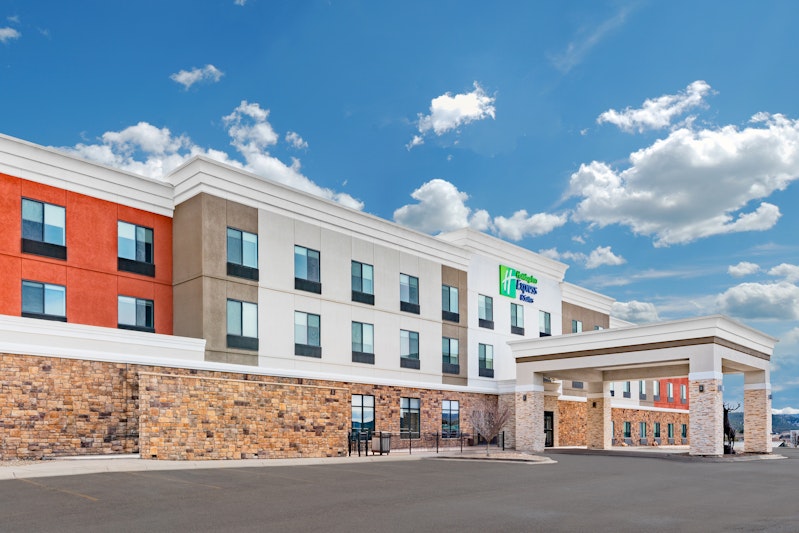HOLIDAY INN HTL STES TRINIDAD