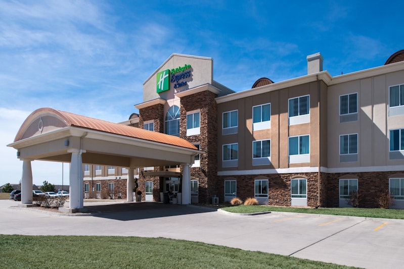 WICHITA AIRPORT NEW MARKET S