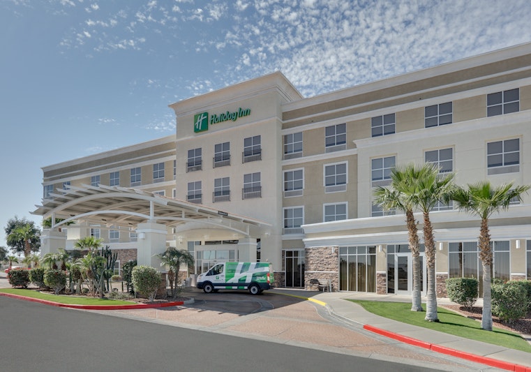 HOLIDAY INN YUMA