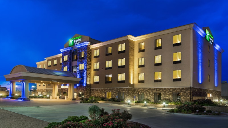 Holiday Inn Express and Suites Midland